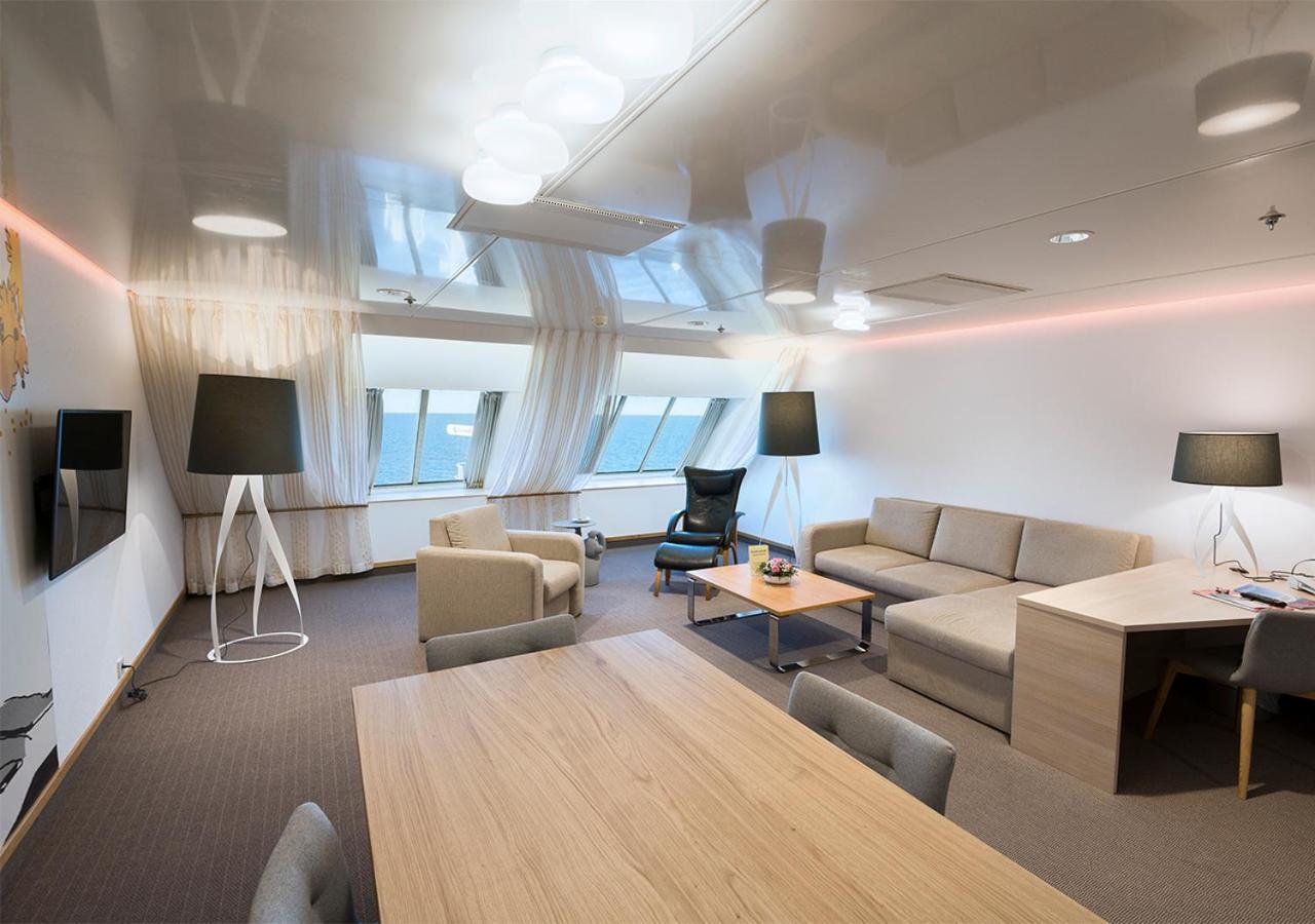 Отель Viking Line Ferry Viking Cinderella - Cruise Helsinki-Stockholm-Хельсинки Номер фото